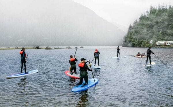 Paddle boarding - Camping with water activities
