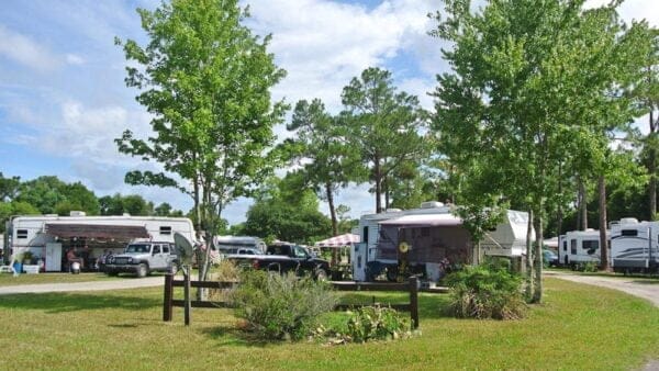 Smiling Gator RV Park - The best campgrounds in St. Augustine