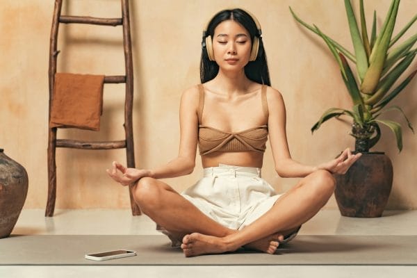 5 Mindfulness Meditation Apps to Try Today