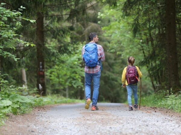Free-Range Parenting: What It Means For Families And The Law 1 Free-range parenting